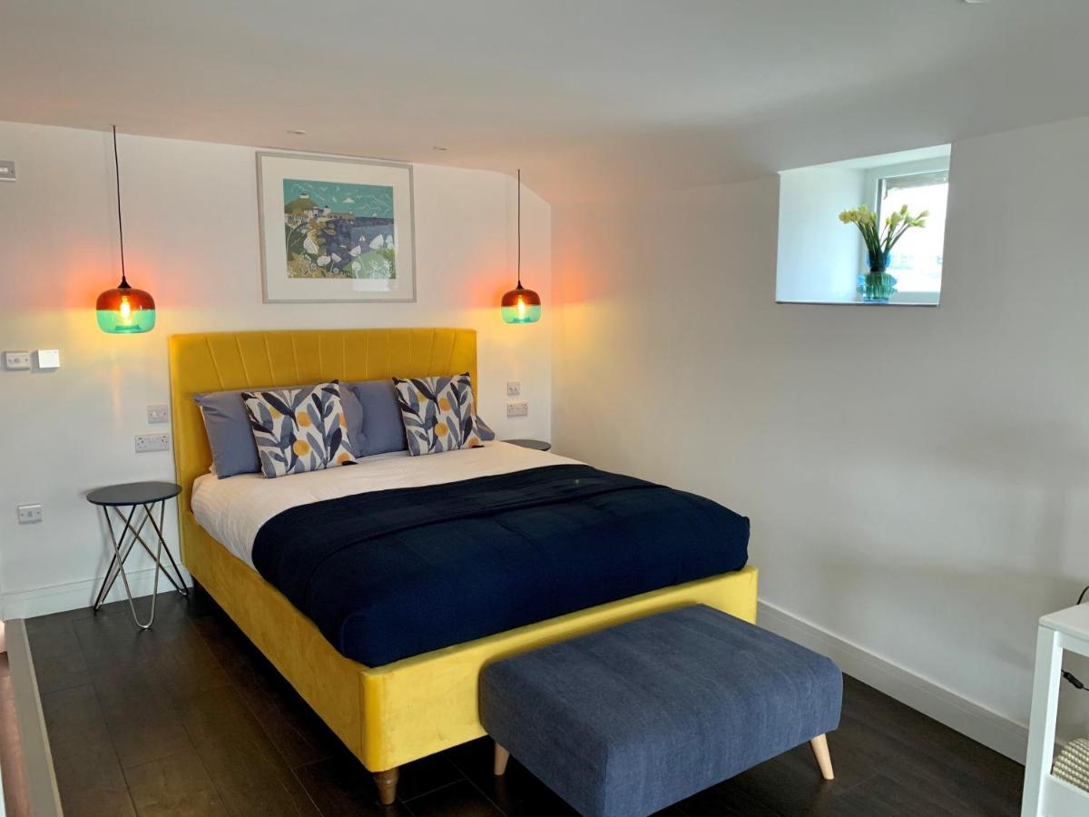 St Ives Modern Studio Apartment With Stunning Views! מראה חיצוני תמונה